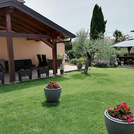Relax House شقة