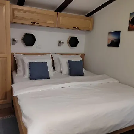 Relax House 아파트