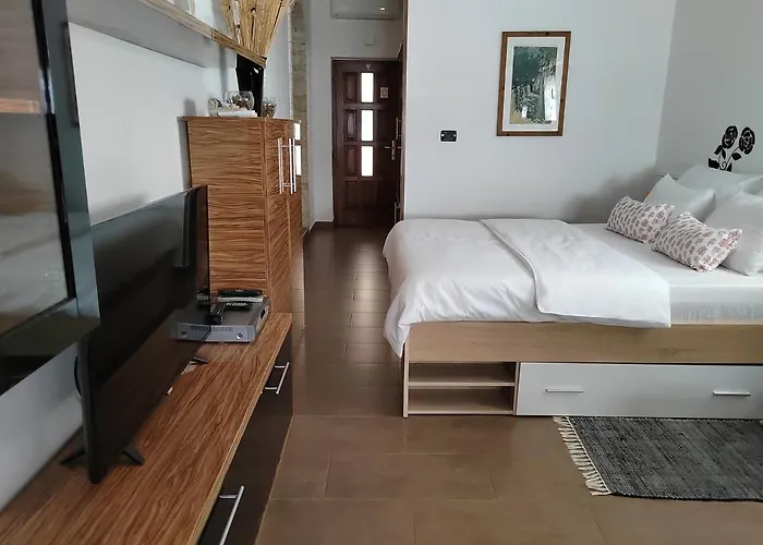 Relax House * 로비니