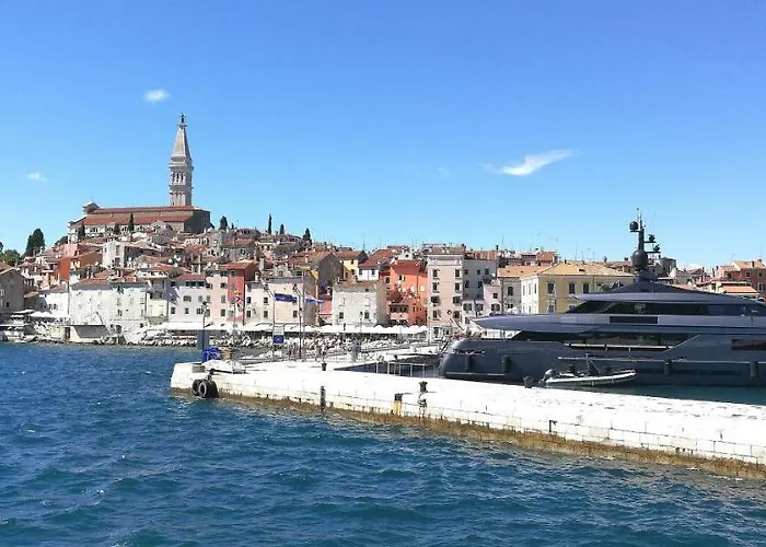 Relax House 로비니