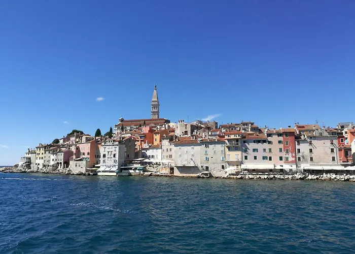 아파트 Relax House 로비니